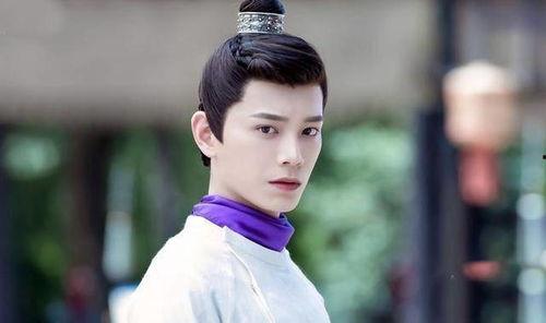 扒爷爆料陈芊芊视频在线观看,陈芊芊视频幕后真相，在线观看解析